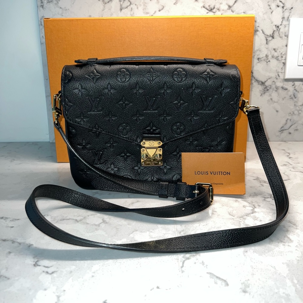Louis Vuitton Pochette Métis
